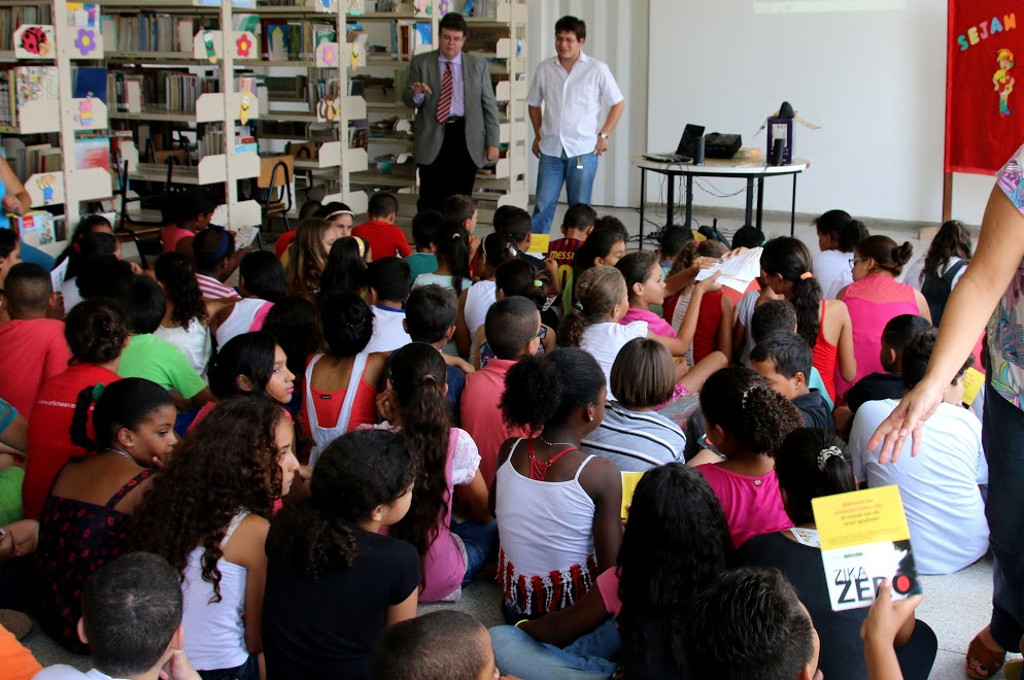 Palestra na Escola Municipal Arthur Natalino Deriggi,no dia 19/2, em São Carlos (SP). Foto: FAI.UFSCar